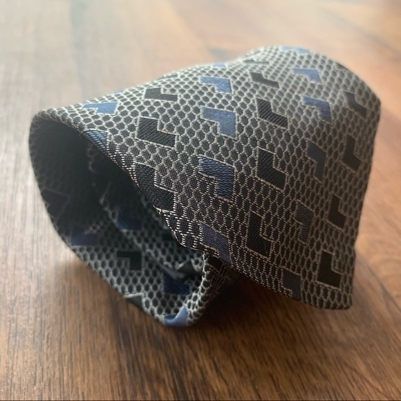 Robert Talbott Hand Made Gray & Blue Silk Tie